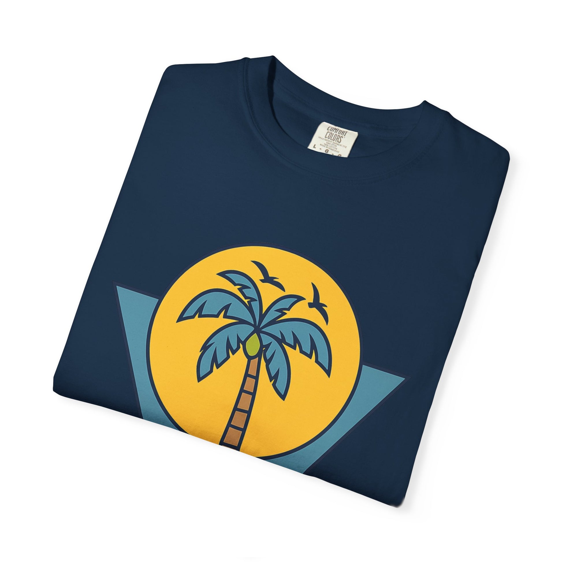 Tropical Vintage T-Shirt - Casual Beachwear, Summer Vibes, Gift for Him/Her, Vacation Tee, Outdoor Activities