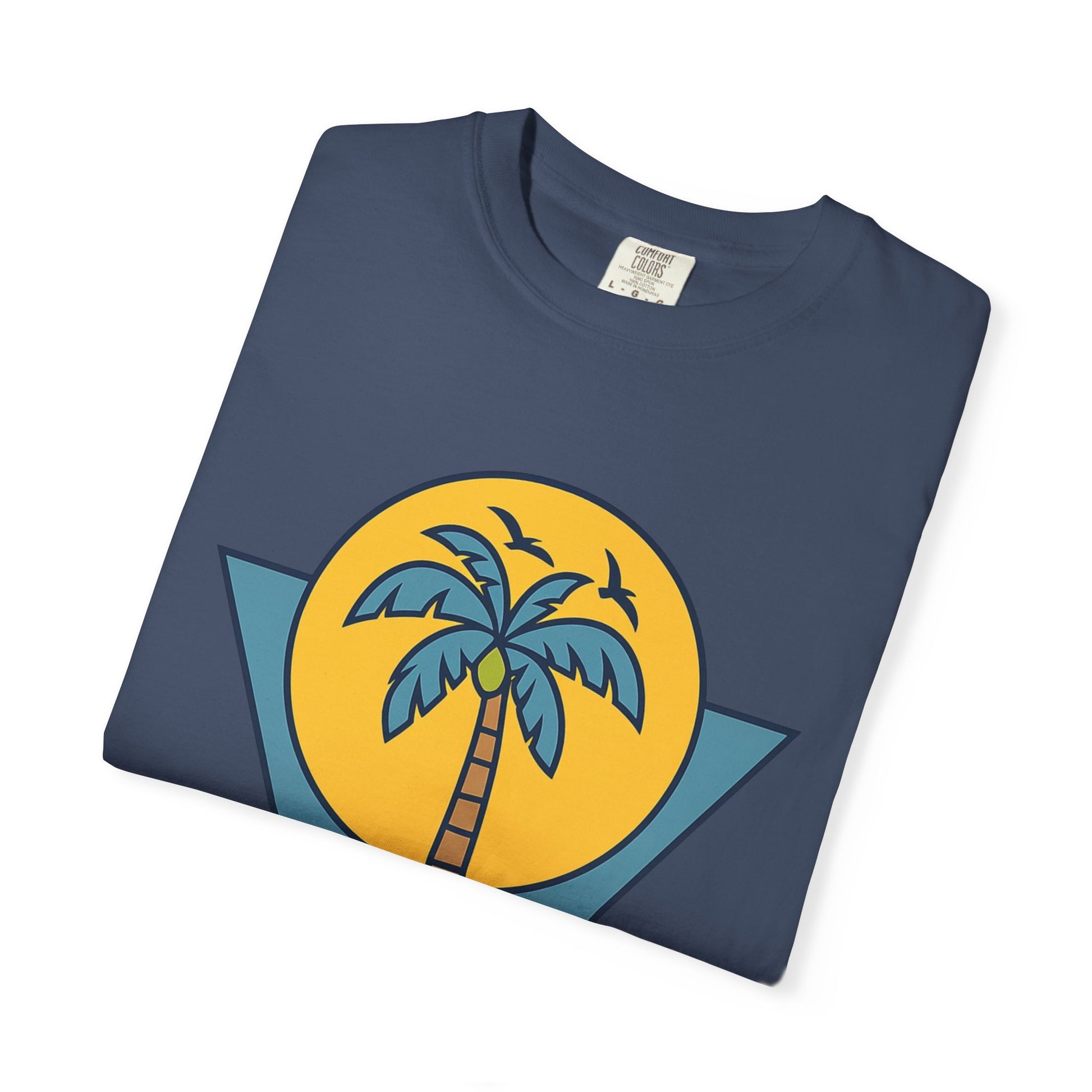 Tropical Vintage T-Shirt - Casual Beachwear, Summer Vibes, Gift for Him/Her, Vacation Tee, Outdoor Activities