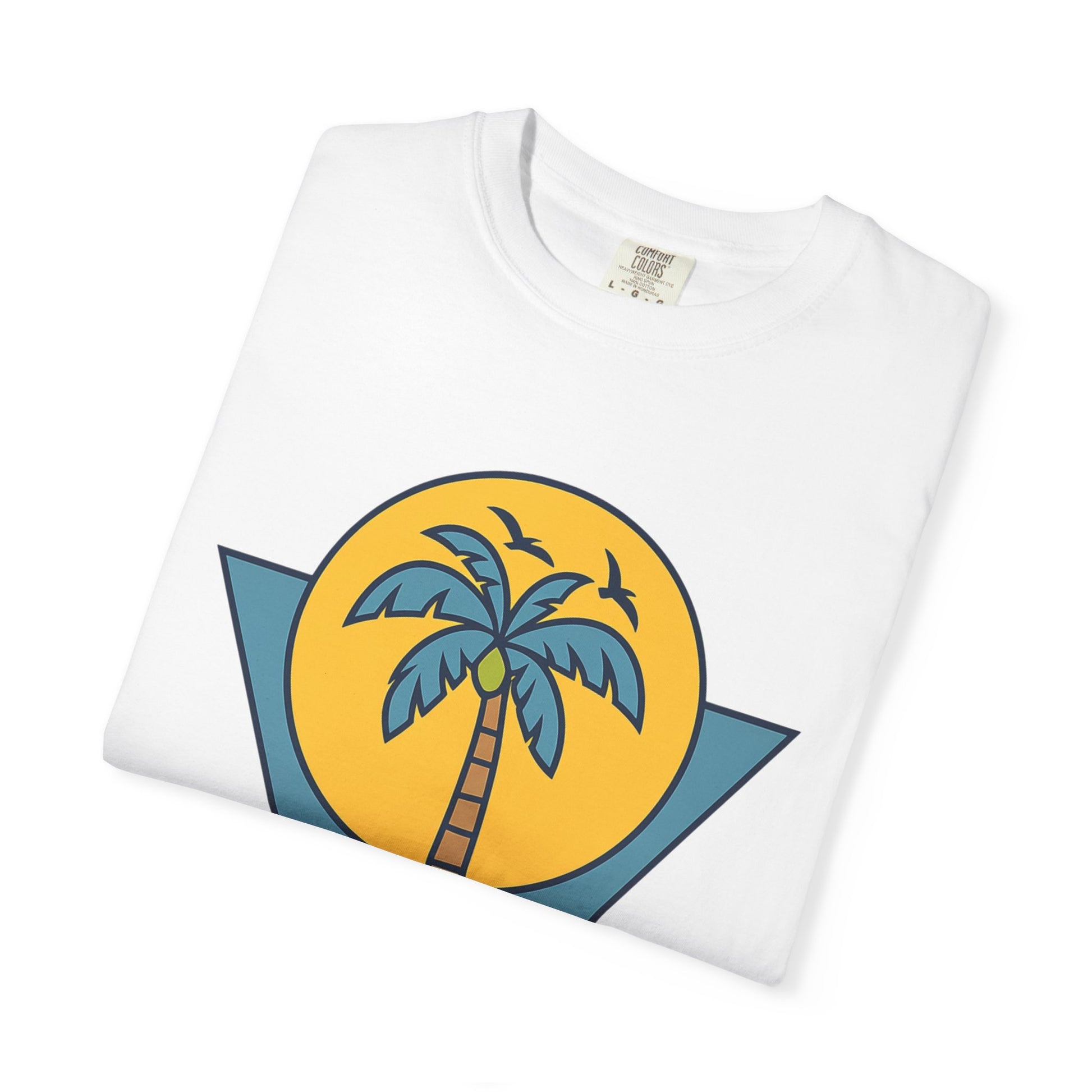 Tropical Vintage T-Shirt - Casual Beachwear, Summer Vibes, Gift for Him/Her, Vacation Tee, Outdoor Activities