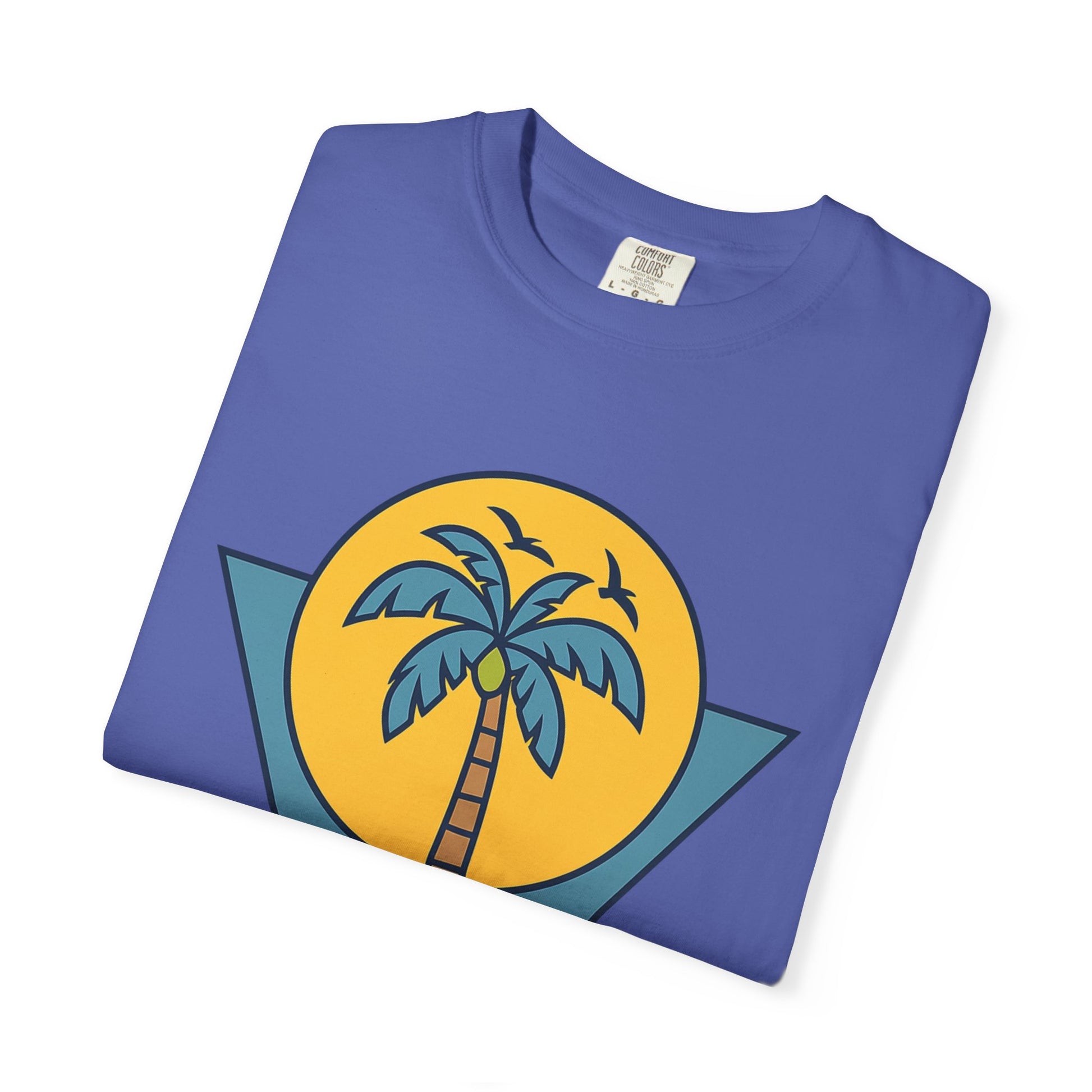 Tropical Vintage T-Shirt - Casual Beachwear, Summer Vibes, Gift for Him/Her, Vacation Tee, Outdoor Activities